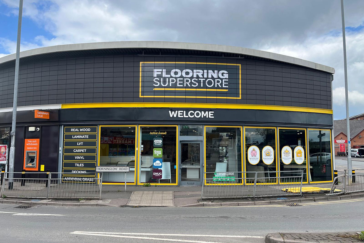 Dream Decking Burton-upon-Trent Store - Image 1